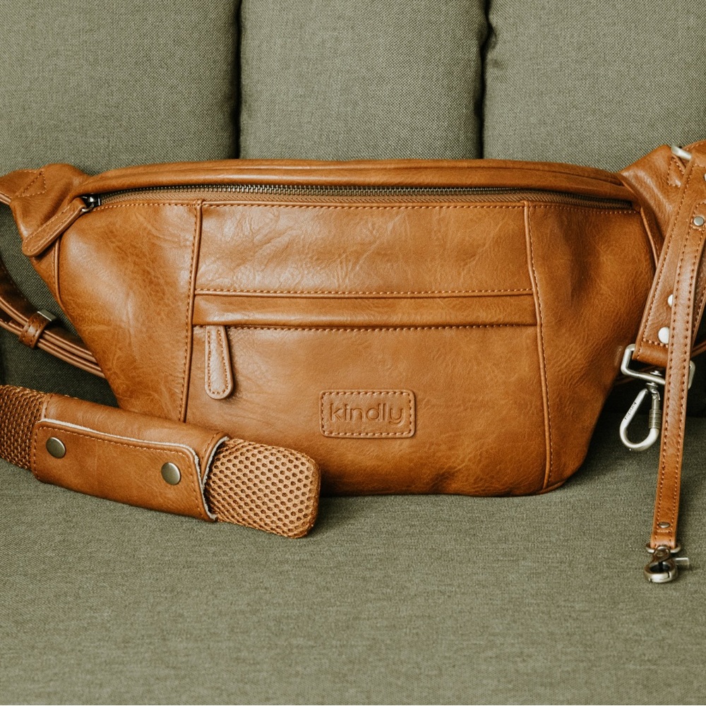 Kindly Photographer’s Sling Bag XL strap